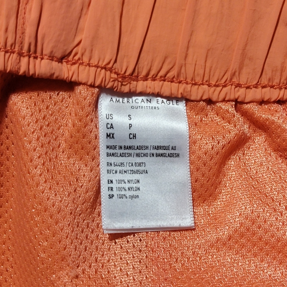 American Eagle Orange Nylon Cargo Pants Size Small - Picture 4 of 6